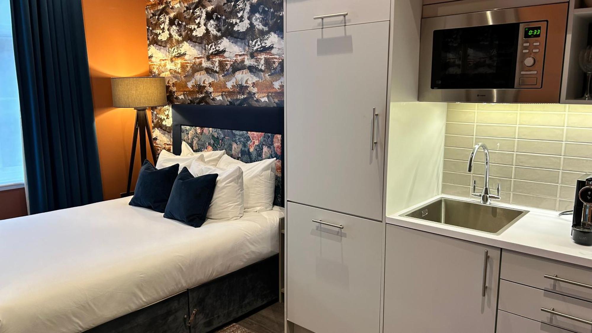 One-Bedroom Apartment,1216732870:JPEG